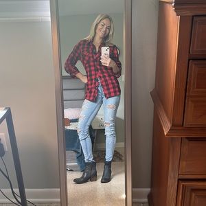 Donald J Pliner booties 6M